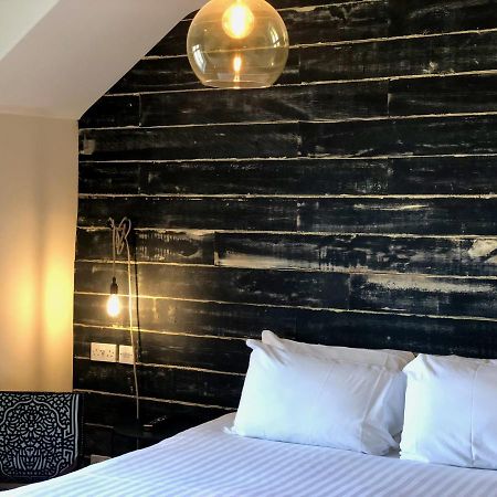 The Wheatsheaf At Beetham Hotel Sandside  Buitenkant foto